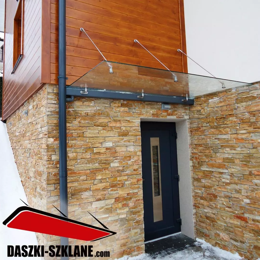 Daszki szklane na odciągach